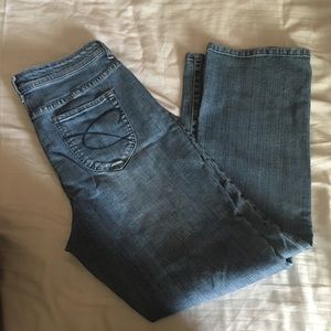 Chico’s Platinum Short Light Blue Jeans
